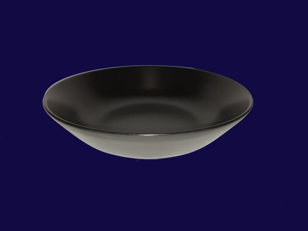 22cm Black Bowl – Flat Base