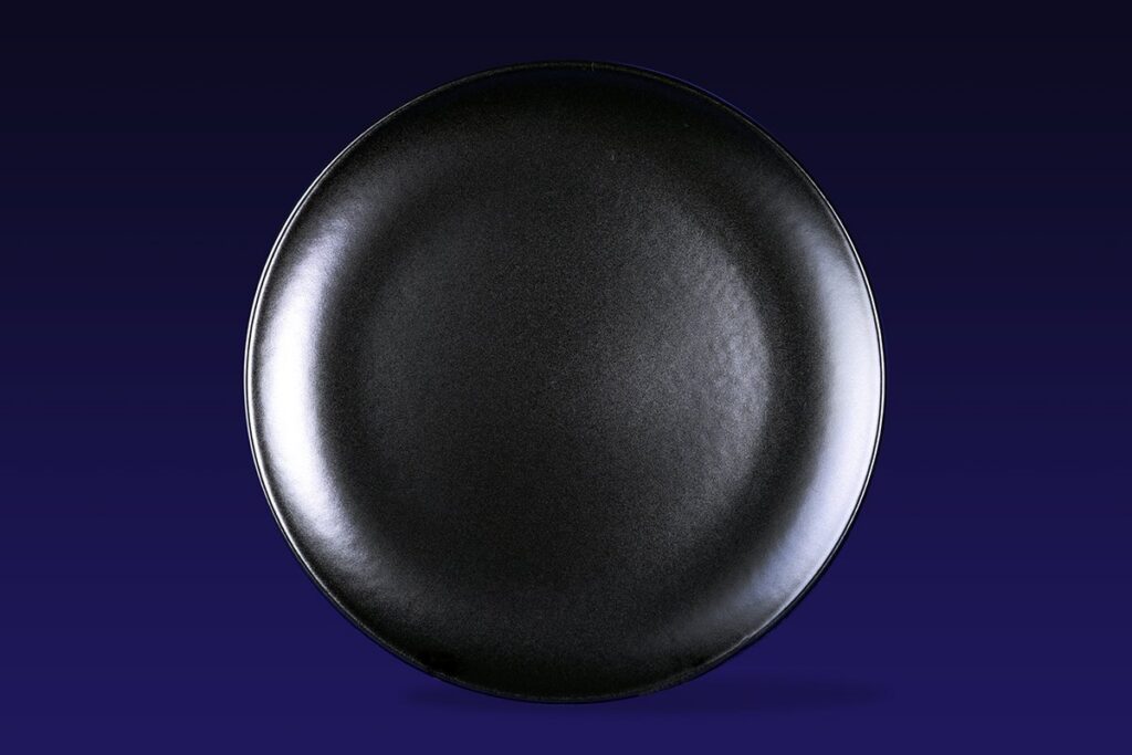 Black Dinner Plate 26cm